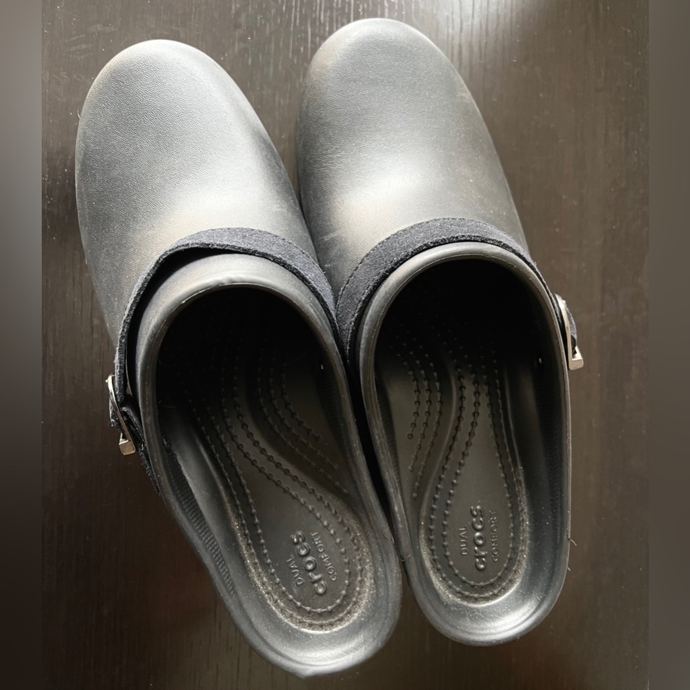 CROCS Women's Black Slip-On Clogs